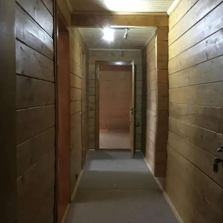 Vysokoghor'ie Hotell