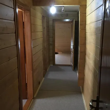 Vysokoghor'ie Hotell 3*