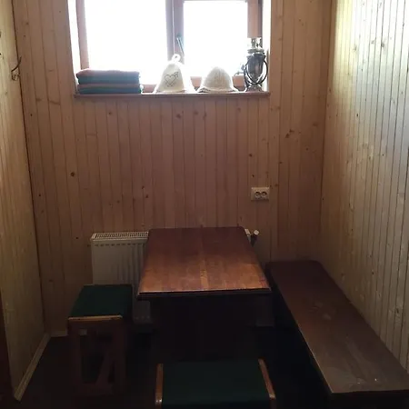 Vysokoghor'ie Hotell